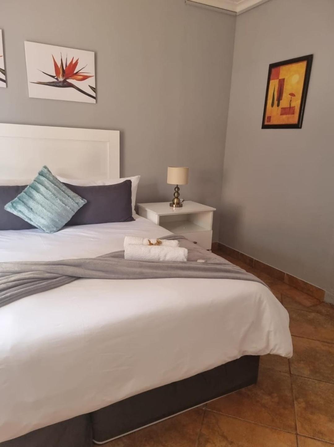 Stay At Home Airport Lodge Kempton Park Eksteriør bilde